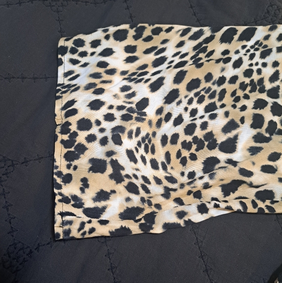 Cato Leopard Print Peplum Top - Picture 3 of 7